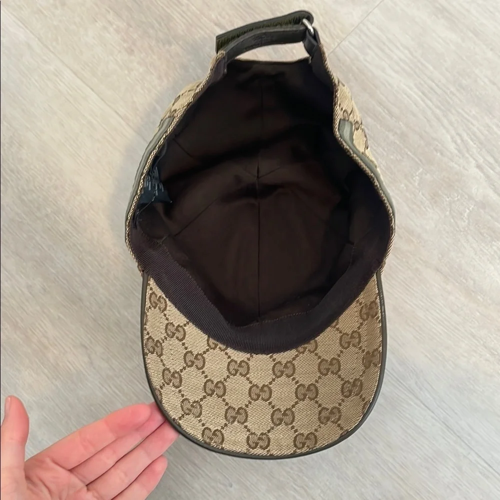 Gucci Monogram Cap - Picture 3 of 5